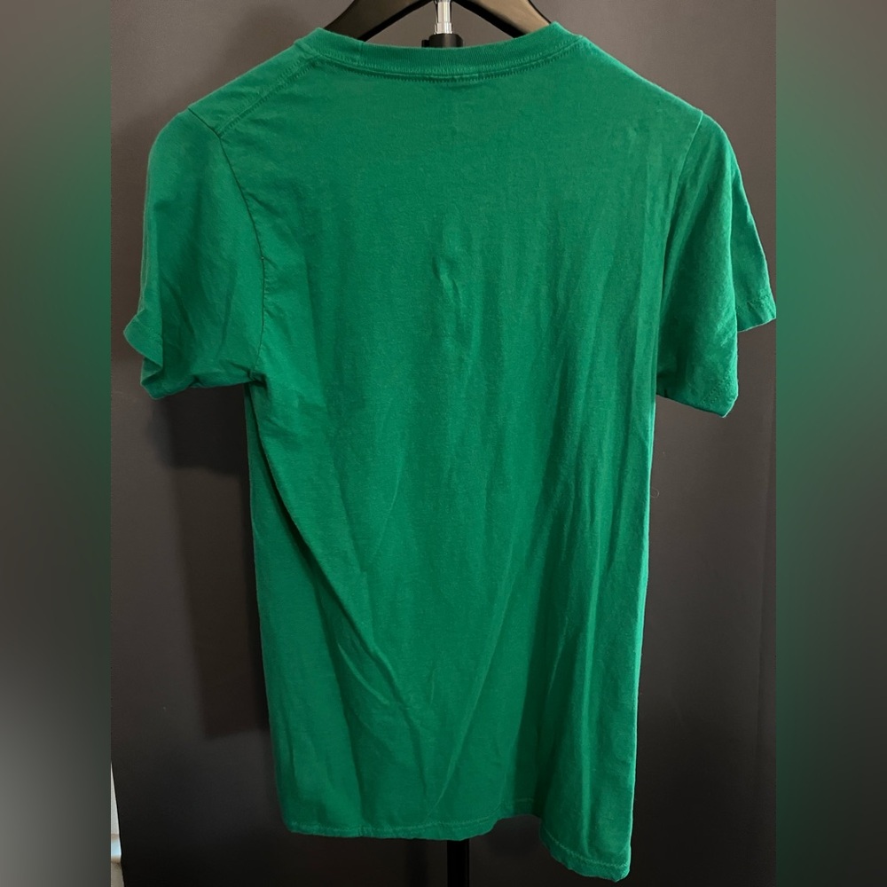 Zelda Nintendo Green Graphic Tee - Picture 6 of 6